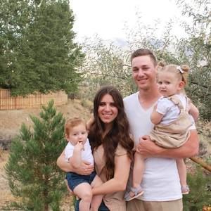 Meet your Posher, Holly